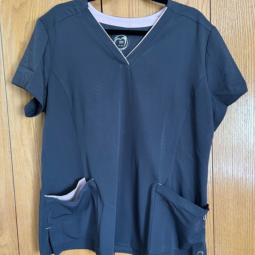 HP Grey Scrub Top